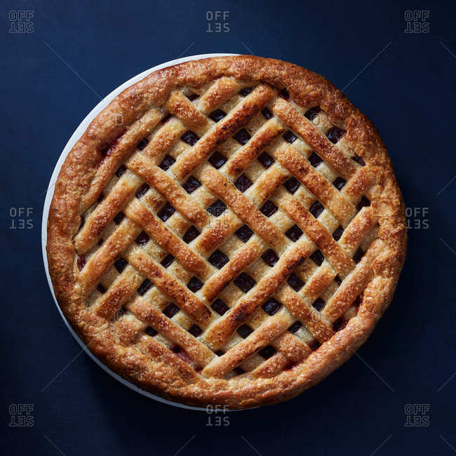 Herring bone lattice pie