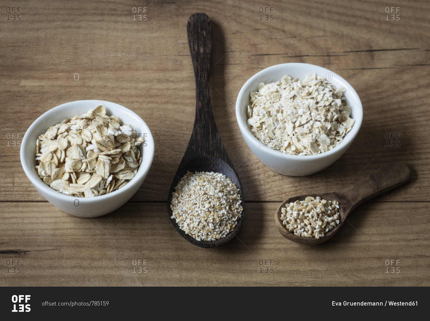 Two variations of oat flakes- oat bran and steel-cut oats