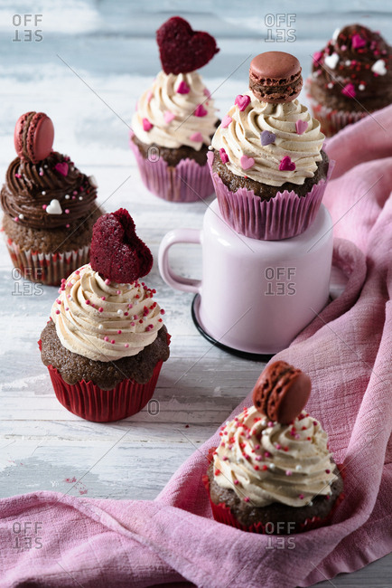Valentine's day themed cupcakes - Offset