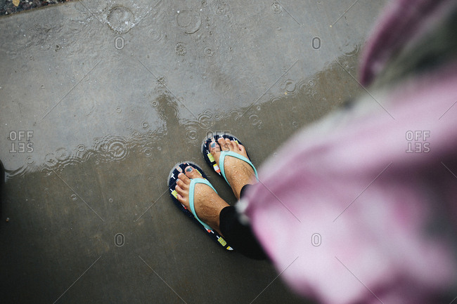 girl with flip flops