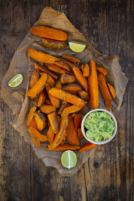 Sweet potato wedges with avocado dip