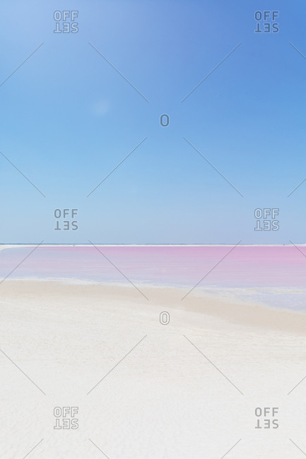 Mexiko- Yucatan- Las Coloradas- Pink Lake salt lake