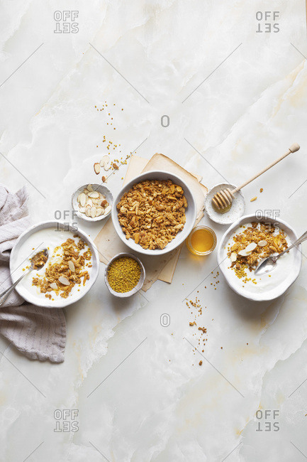 Homemade Yogurt and granola breakfast