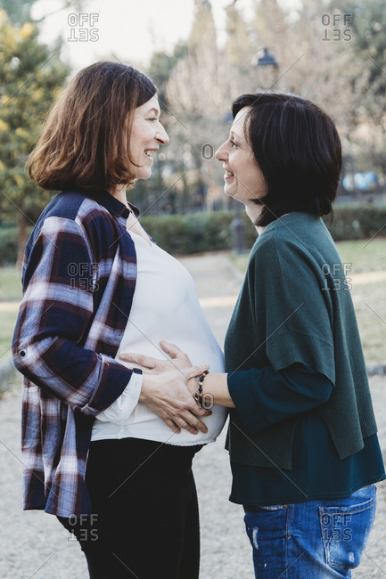 Pregnancy Photos Of Lesbian Couple