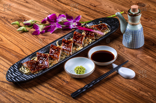 Japanese cuisine ready to eat