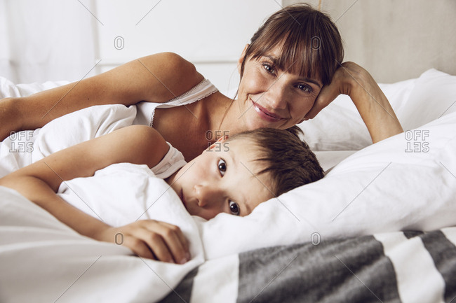 mom in sons bed