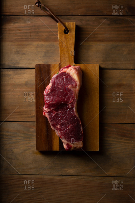 Meat on chopping board - Offset
