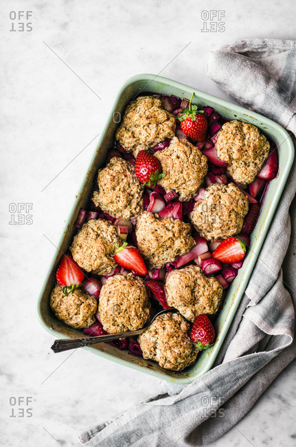 Vegan Rhubarb Berry Cobbler