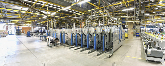 Machines for transport and sorting plant in a printing shop