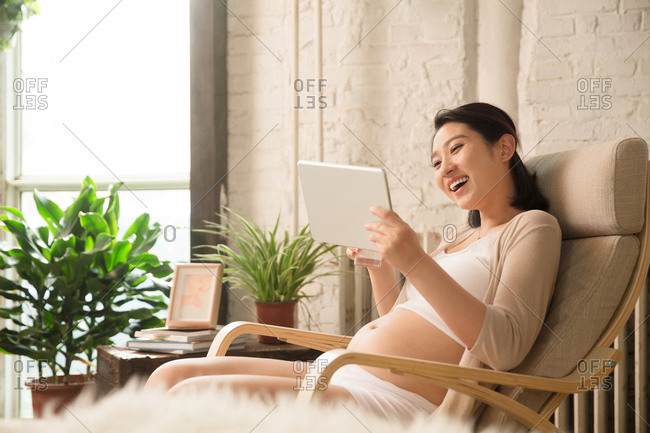 Pregnant women to family life