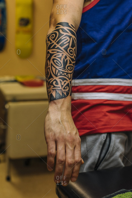 Damar Hamlin new tattoo marks anniversary of cardiac arrest | wgrz.com