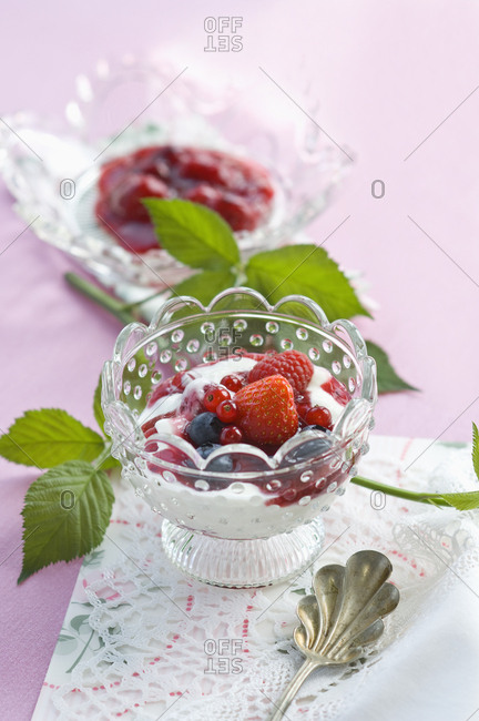 Red Fruit Jelly and natural yoghurt in glass bowl