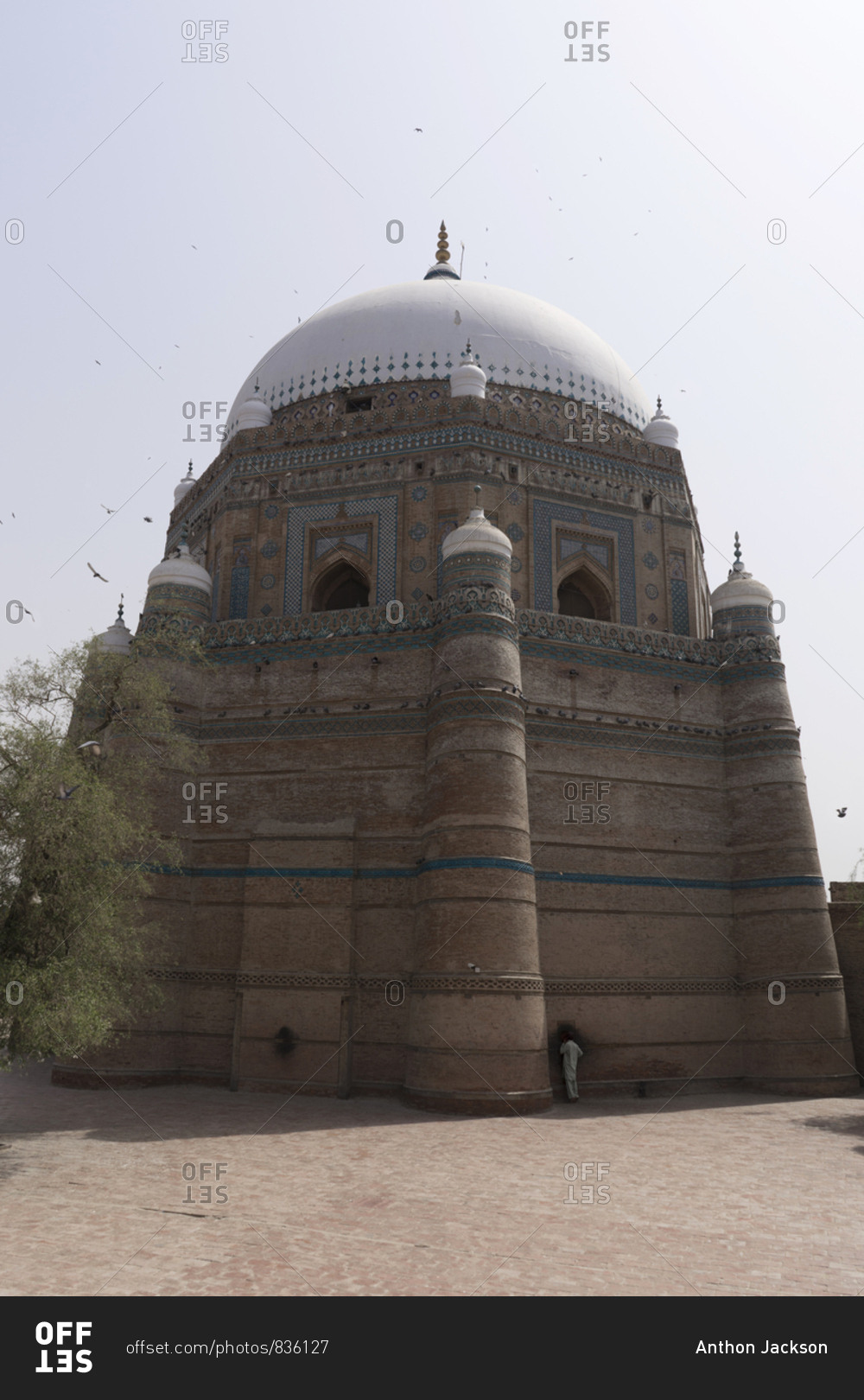 Pilgrim at Darbar Hazrat Shah Rukn-e-Alam, Multan stock ...
