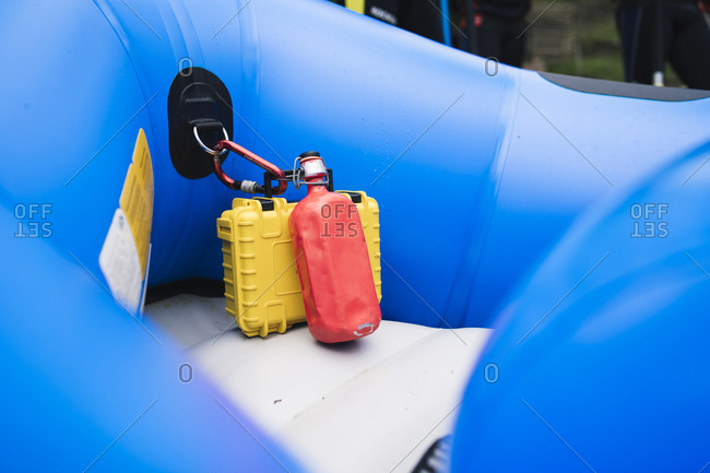 Equipment fixed to a rubber dinghy