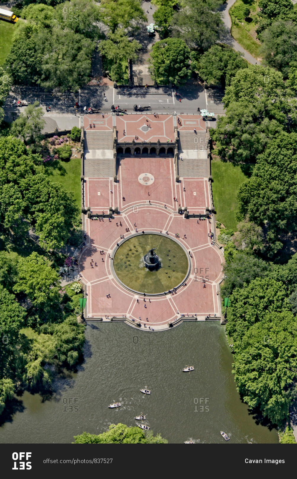 Premium Photo  Bethesda fountain in central park in new york