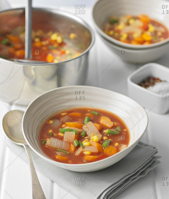 Vegetarian chunky vegetable soup