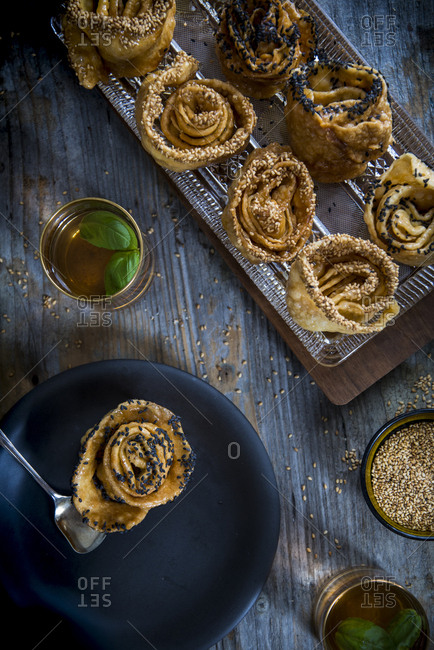 Tunisian pastry called wedhnin el kadi served with the tea