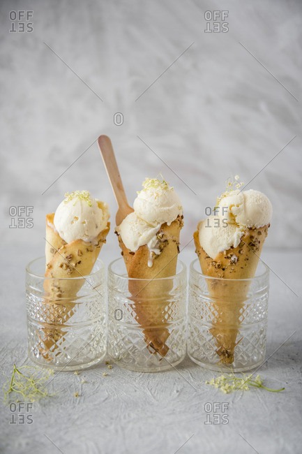 Lemon and elderflower ice cream in homemade waffle cones