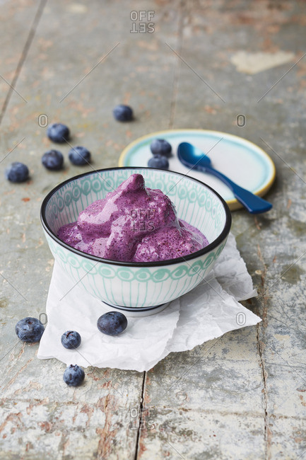 Blueberry ice cream - Offset Collection