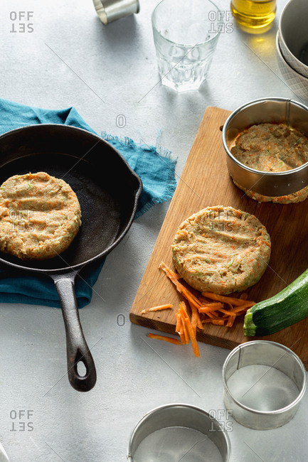 Cooking healthy vegetarian cutlets
