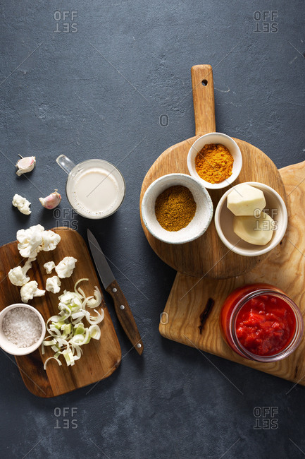 Raw ingredients for cooking cauliflower curry