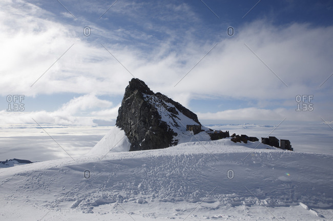 Camp muir, a popular campground on mount rainier