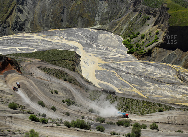 Hongshan intermittent river grand canyon