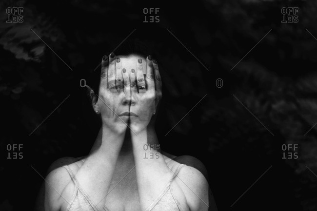 Fotografia do Stock: Two-Faced Woman