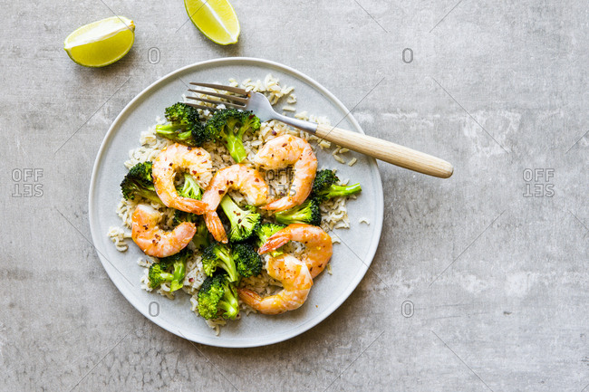 Shrimp and broccoli stir fry over brown rice