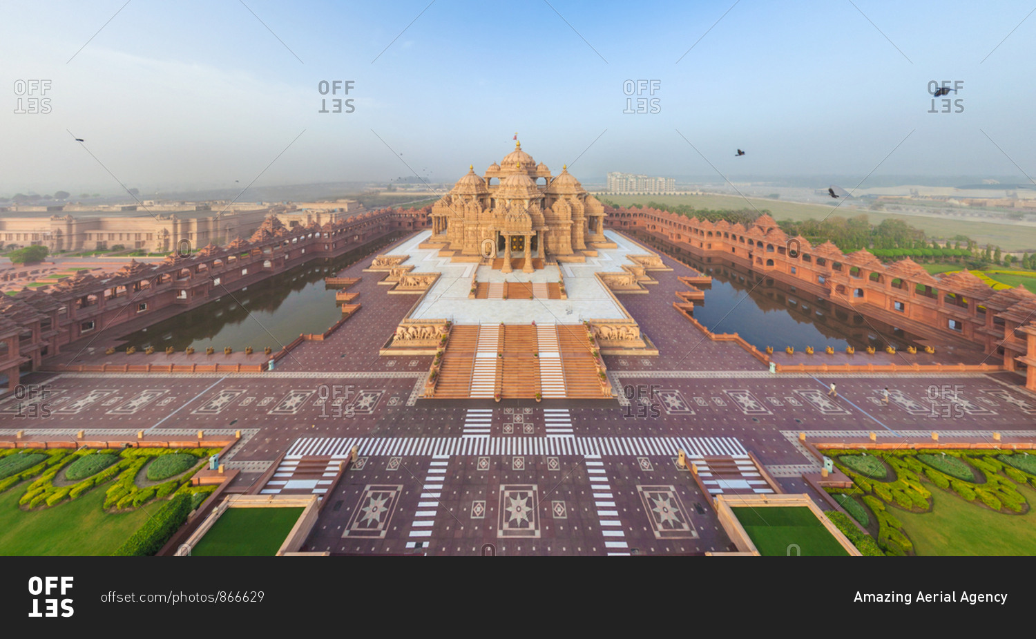 Aerial view of Swaminarayan Akshardham ? the world\'s largest Hindu temple, Dehli, India.