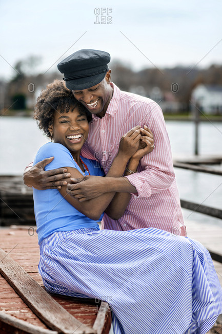 Couple enjoys romantic day at seaside.