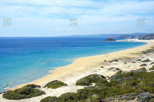 Golden beach on the karpaz peninsula, rizokarpaso, cyprus