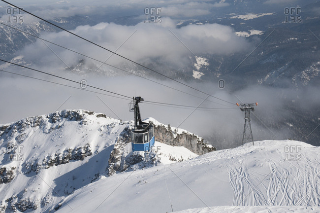Cable car in the zugspitze area