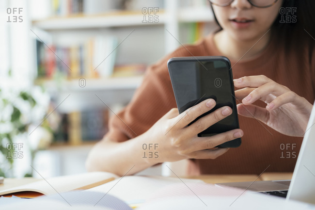 Using online connect technology for business, education and com