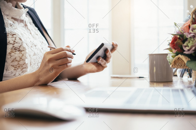 Using online connect technology for business, education and com