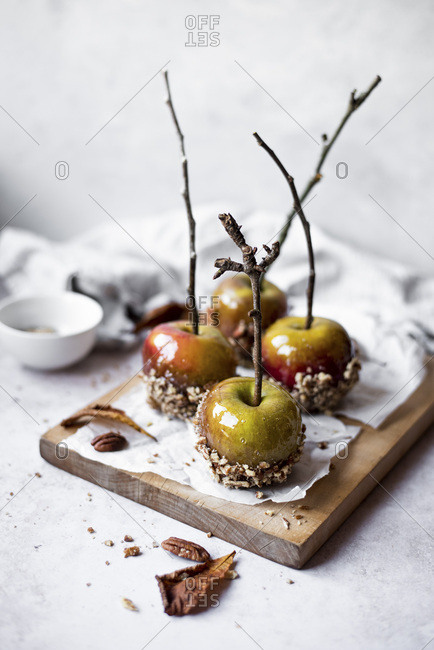 Toffee Apples Dipped In Crushed Pecans