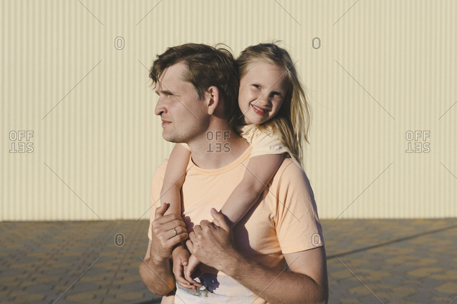 piggyback stock photos - OFFSET