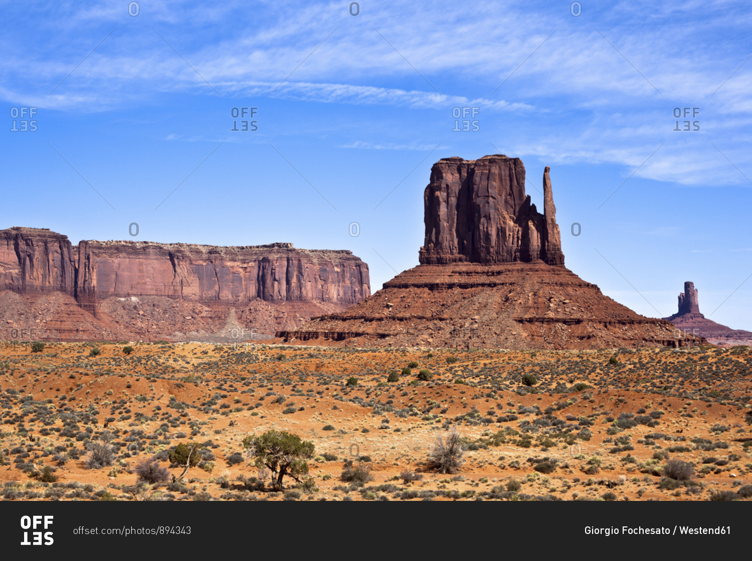 USA- Arizona- Mittens butte in Monument Valley