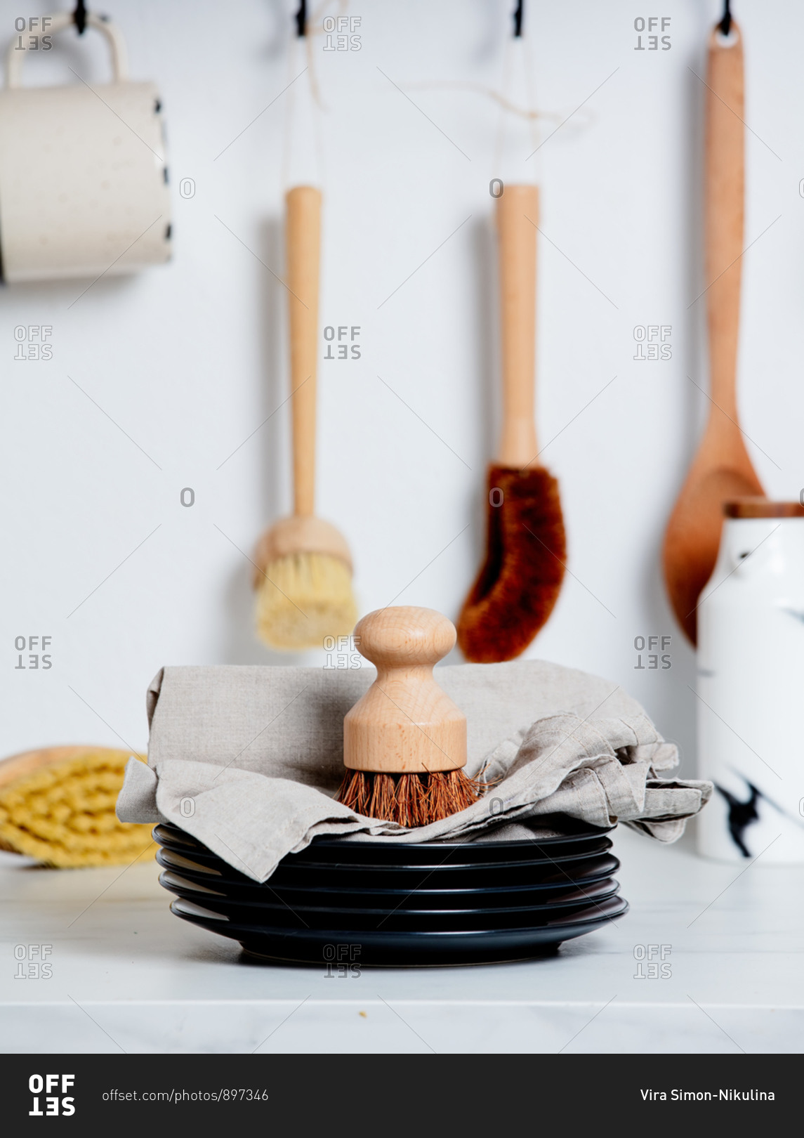Eco-friendly wooden brushes for washing dishes