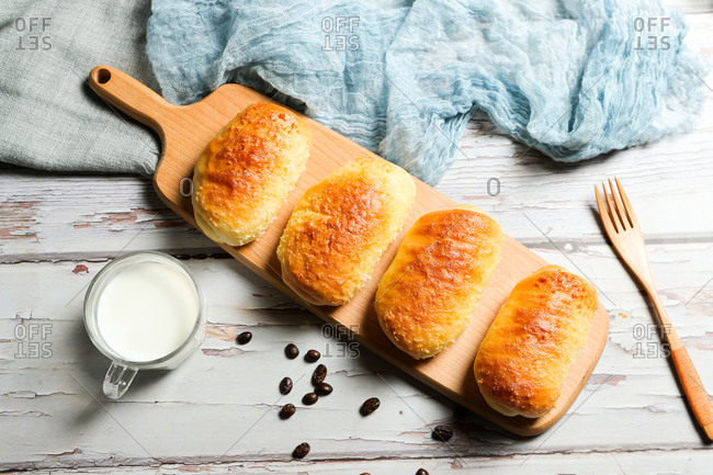 Bread and milk breakfast nutrition