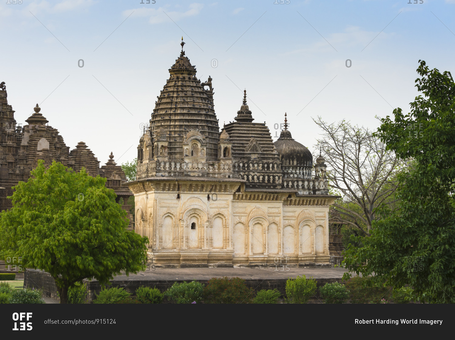 Parvati temple with architectural elements of three religions, Islam ...