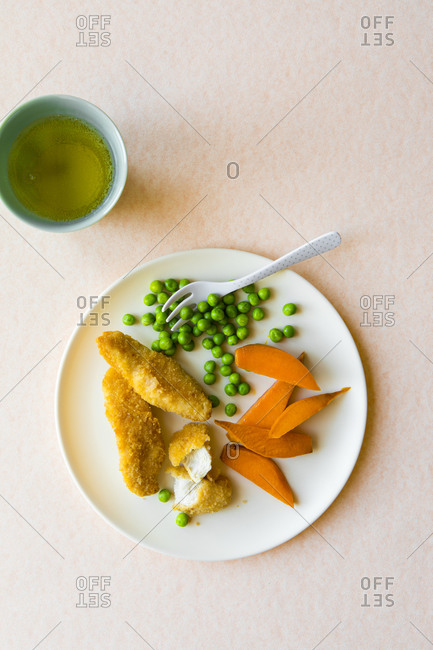 Toddler meal with chicken and vegetables