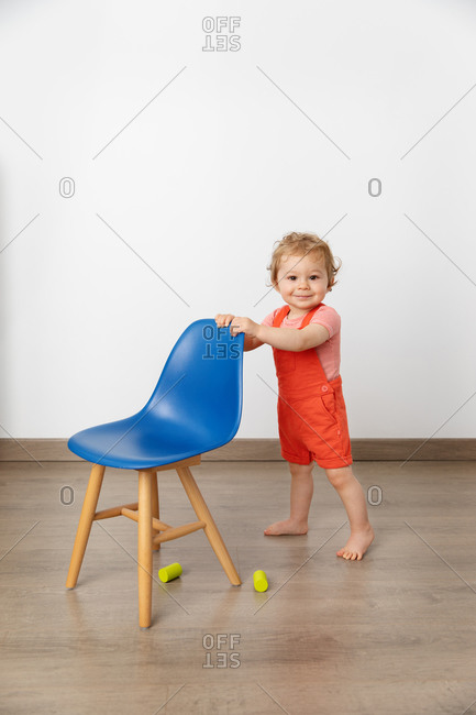 upholstered slope arm dining chair