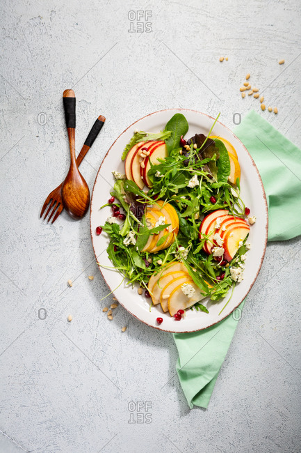 Apple and pear salad with blue cheese