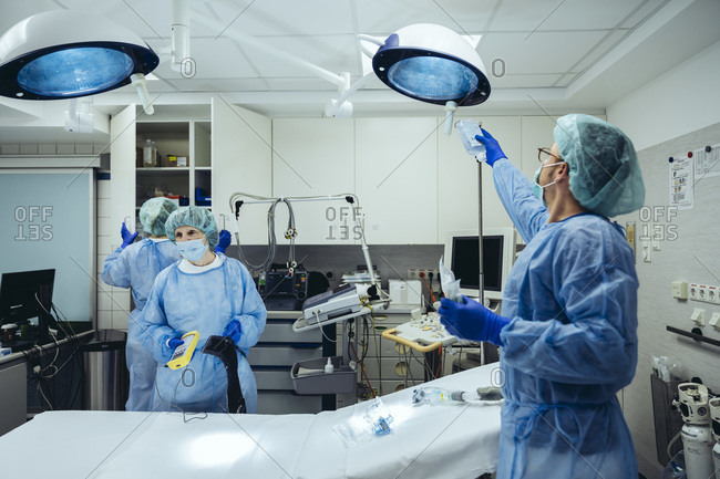 Doctors preparing trauma room of a hospital