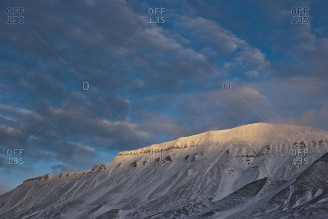 Massif of Adventdalen at dusk, Spitsbergen, Norway, Europe