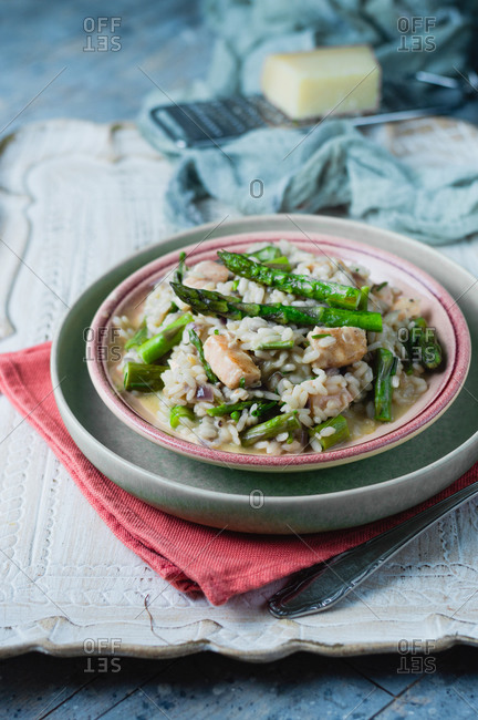 Green asparagus and salmon risotto with parmesan cheese