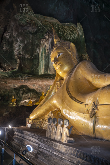 Reclining Buddha at Wat Swan Kuha (Cave Temple), Buddha Cave in Phang Nga, Thailand, Southeast Asia, Asia