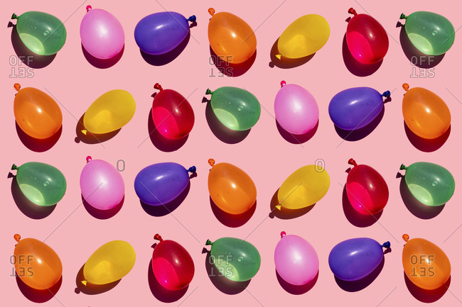 Pattern of rows of colorful water balloons