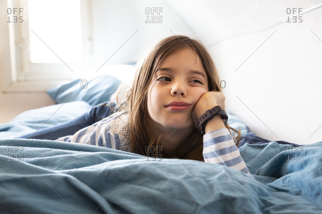 Little girl 2024 on bed